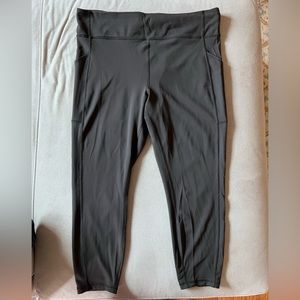 Lululemon black pocket leggings